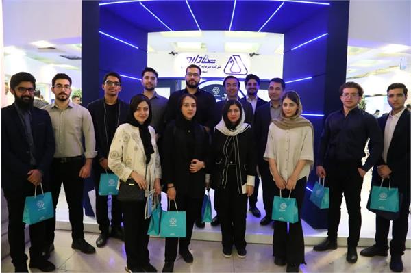 نمایشگاه ایرانفارما روز دوم