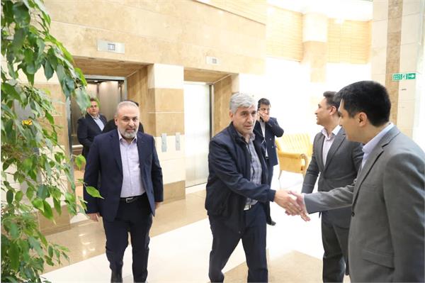 جشن چهل سالگی شرکت پخش رازی