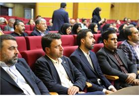 تجلیل از داروسازان شرکت پخش رازی با حضور جمعی از مقامات کشوری