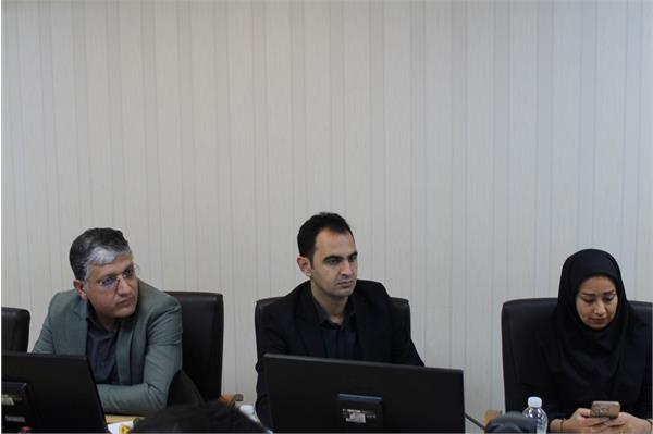 عملکرد فصلی آینده پویا