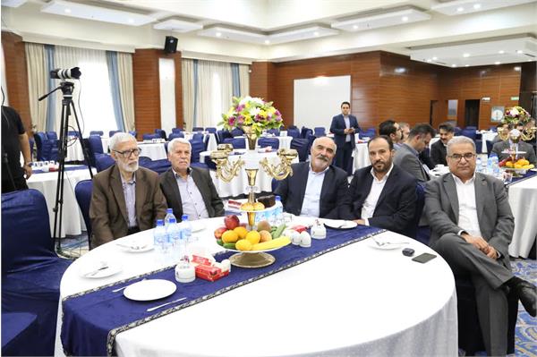 جشن چهل سالگی شرکت پخش رازی