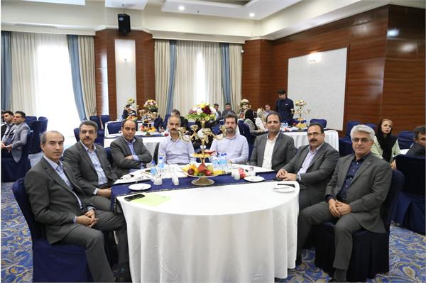 جشن چهل سالگی شرکت پخش رازی