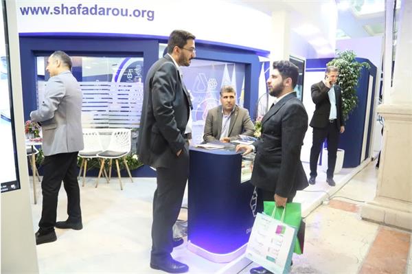 نمایشگاه ایرانفارما روز سوم