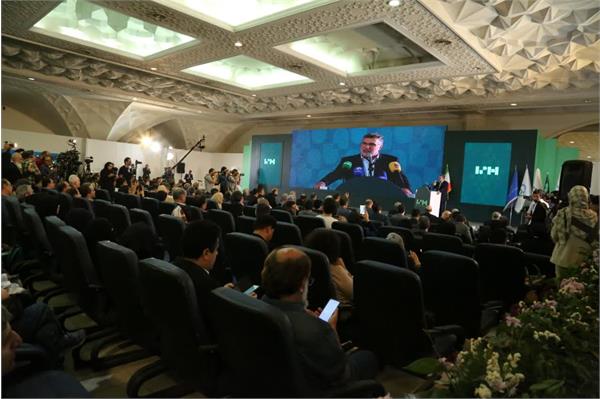 نمایشگاه ایرانفارما روز اول