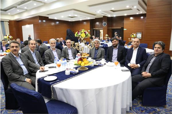 جشن چهل سالگی شرکت پخش رازی