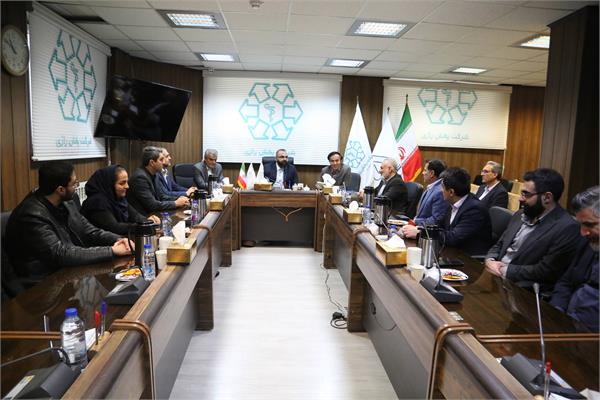 معارفه دکتر حشمت