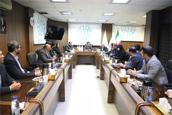 معارفه دکتر حشمت