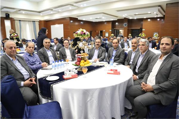 جشن چهل سالگی شرکت پخش رازی