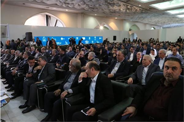 نمایشگاه ایرانفارما روز اول