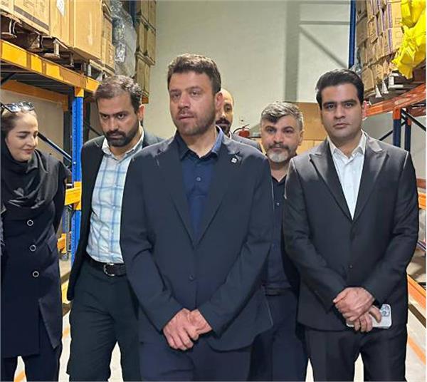بازدید دکتر بیرانوند از مرکز توزیع بابلسر