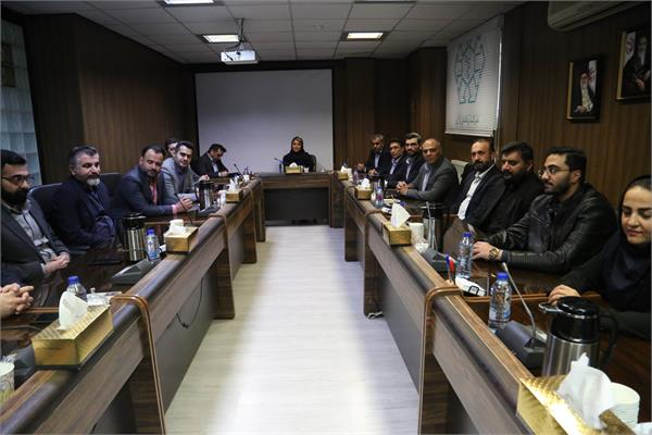 معارفه دکتر حشمت