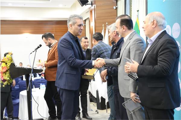 جشن چهل سالگی شرکت پخش رازی