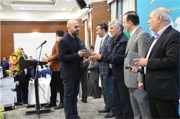 جشن چهل سالگی شرکت پخش رازی