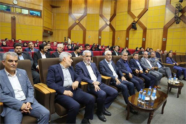 تجلیل از داروسازان شرکت پخش رازی