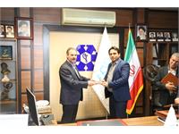 کارمند نمونه